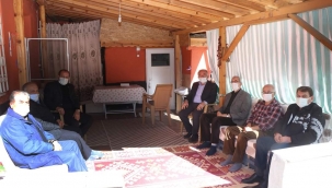 Başkan Sarı Şehidimiz Süleyman Şahin’in Ailesini Ziyaret Etti
