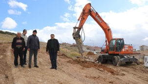 Başkan Sarı: 110 Konutların Yol Problemi Çözüme Kavuşuyor