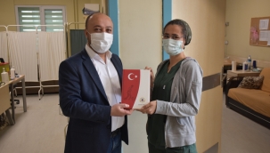 DAZKIRI'DA SAĞLIK ÇALIŞANLARININ TIP BAYRAMI KUTLANDI
