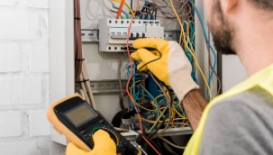 DİNAR'DA 30 GÜNDE 35 ELEKTRİK KESİNTİSİ