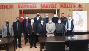 Merkez Mahalle Muhtarları Derneği Yönetiminden Başkan Sarı’ya Ziyaret