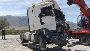 Çay Yolunda Ölümlü Trafik Kazası Meydana Geldi