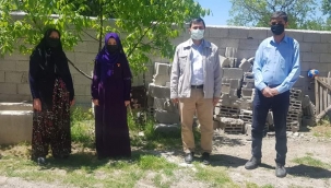 Hafız Olan Öğrenciye Çeyrek Altın Hediye Edildi