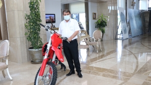 Başkan Sarı, 2021 yılı Motokros Lansmanına katıldı