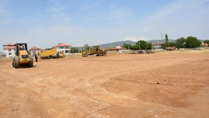 Başkan Sarı, “Hürriyet Mahallemize yeni bir çocuk parkı daha kazandırıyoruz”