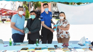 Belediyemiz Dinar Ceza İnfaz Kurumu Müdürlüğü tarafından başlatılan kitap toplama kampanyasına bağışta bulundu