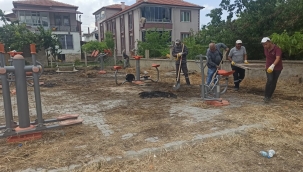 Çocuk oyun parklarımızda gerekli temizlik çalışmaları yapılıyor