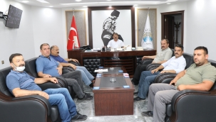 Belediye Personellerinden Başkan Sarı’ya Bayram ziyareti