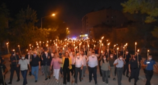 DAZKIRI'DA ZAFER BAYRAMI COŞKUYLA KUTLANDI