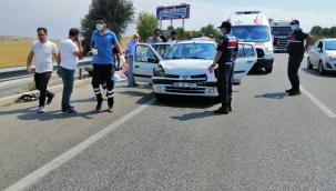 Dinar-Sandıklı Karayolunda Trafik Kazası 6 Kişi Ağır Yaralandı