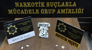 ŞÜPHELENİLEN ARAÇTAN UYUŞTURUCU MADDE ÇIKTI