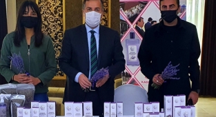Kaymakam Kapankaya Tıbbi ve Aromatik Bitkiler Çalıştayı Programına Katıldı