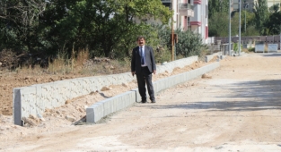 Korubaşı mahallesinde kaldırım seferberliği