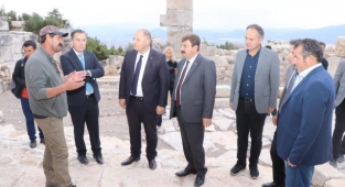Başkan Sarı ve Kaymakam Kapankaya Gölhisar Millet Bahçesinde İncelemelerde Bulundu