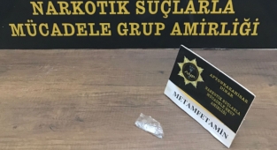 DURDURULAN ARAÇTAN UYUŞTURUCU ÇIKTI!