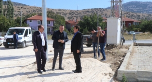 İncirli Mahallemize Yeni Açılan Yolda Sıcak Asfalt Öncesi Hazırlıklar Yapılıyor