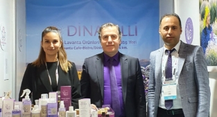 İSTANBULDAKİ FUARDA DİNAR ve DİNARELLİ TANITILDI