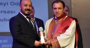 BAŞKAN TAYLAN '' ÖDÜLÜ TÜM HEMŞEHRİLERİM ADINA ALDIM ''