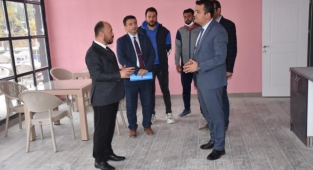 YAPIMI TAMAMLANAN DAZKIRI KADIN KÜLTÜR EVİNDE VALİ YARDIMCISI İNCELEMERDE BULUNDU