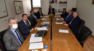 Başkan Sarı, Çevre Hizmetleri Birliği encümen toplantısına katıldı