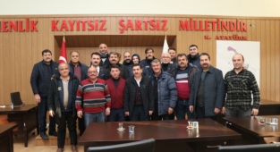 Muhtarlar Başkan Sarı’ya destekleri ve hizmetleri için teşekkür etti