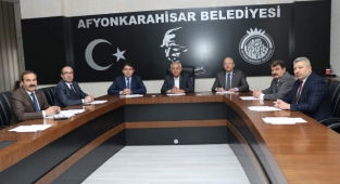 Başkan Sarı, Sokak hayvanlarının toplamasını belediyemiz kısırlaştırmasını Çevre Hizmetleri Birliği yapacak