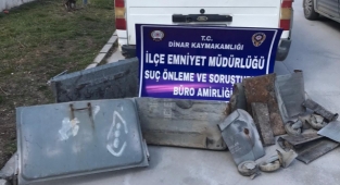 Çöp konteyneri hırsızları yakalandı: 2 gözaltı