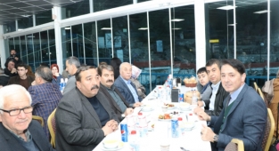 Belediye Başkanımız Nihat Sarı, emniyet teşkilatı ile iftarda bir araya geldi