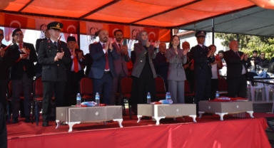 Dazkırı'da 29 Ekim Cumhuriyet Bayramı Kutlandı