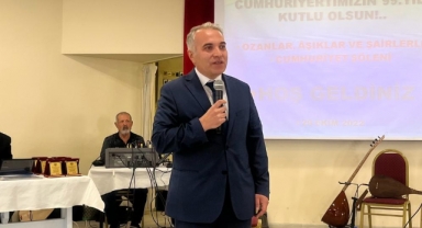 KAYMAKAMIMIZ CUMHURİYET ŞÖLENİ PROGRAMINA KATILDI