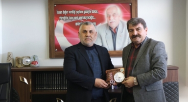 Belediye Başkanımız Nihat Sarı’dan Taşıyıcılar Kooperatifine teşekkür ziyareti