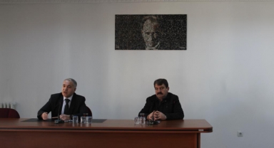 KAYMAKAMIMIZ BAŞKANLIĞINDA DEPREM AFETİ İLE İLGİLİ TOPLANTI YAPILDI