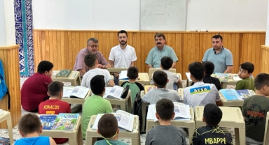 Kuran Kurslarında çocuklarımızla beraberiz